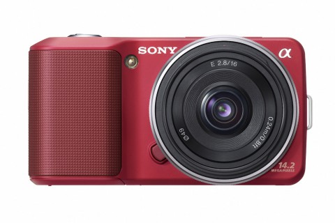 Sonys NEX-3 mit der 16-mm-Festbrennweite